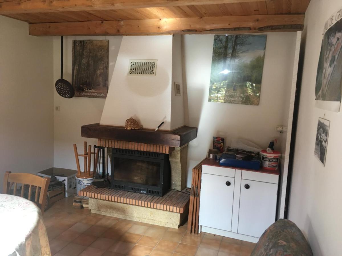 Jolie Petite Maison Dans Hameau En Pleine Nature Taussac-la-Billiere ภายนอก รูปภาพ